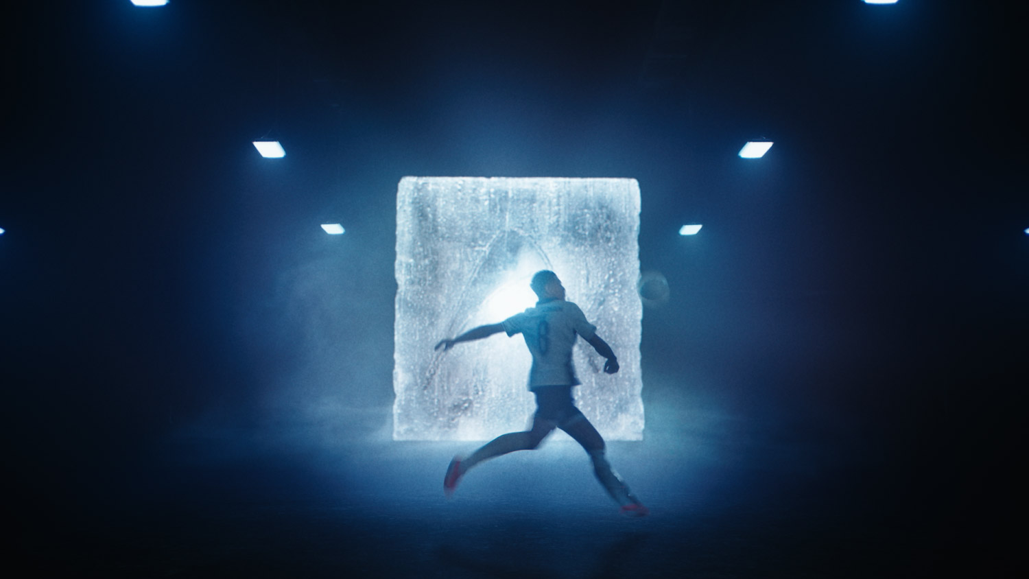 Lucozade x Jude Bellingham — image 8